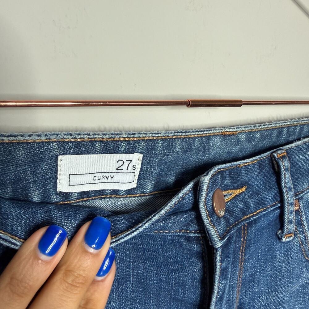 Gap Womens Curvy Jeans Size 27 Short Medium Wash Low Rise Denim Y2K Vintage - Picture 3 of 6